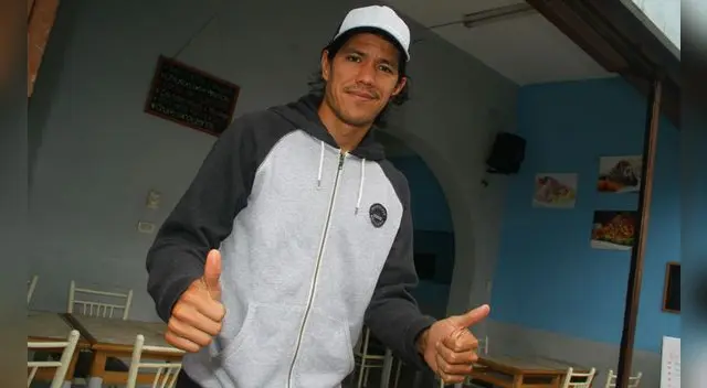 Alianza Lima: Óscar Vílchez se confesó con LÍBERO y reveló cuál es su maximo sueño. Alianza Lima: Óscar Vílchez se confesó con LÍBERO y reveló cuál es su maximo sueño.