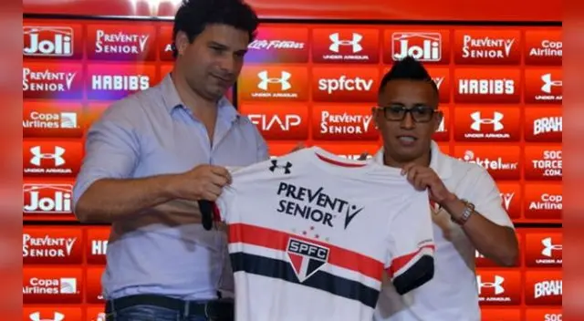 Christian Cueva: 'Aladino' fue presentado a lo grande en Sao Paulo.