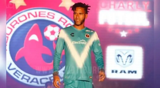 Pedro Gallese fue presentado como un verdadero ‘rockstar’ en el Tiburones de Veracruz de la Liga MX