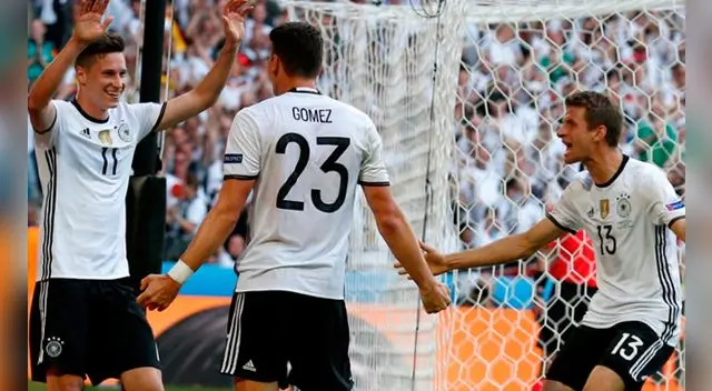 Julian Draxler y Mario Gomes se juntaron para un verdadero gol de ensueño en el 2-0 Julian Draxler y Mario Gomes se juntaron para un verdadero gol de ensueño en el 2-0