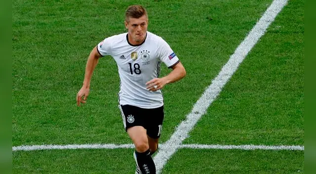 Pep Guardiola encontró al reemplazo ‘perfecto’ para Toni Kroos, quien se queda en Real Madrid