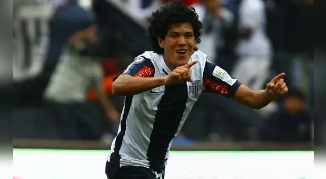 Alianza Lima se queda con Óscar Vílchez, salvo que algún club pague 500 mil dólares. Alianza Lima se queda con Óscar Vílchez, salvo que algún club pague 500 mil dólares.