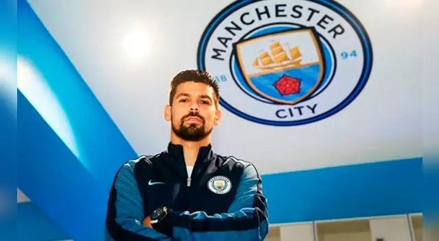 Nolito no es un '9' neto, juega como extremo y fue pedido por el Pep Guardiola.  