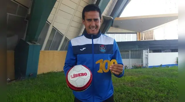 César Vallejo: Víctor Rossel anotó su primer tanto con los 'Poetas' y llegó al club de los cien goles.