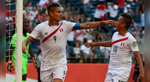 Paolo Guerrero fue el abanderado de Perú en la Copa América.