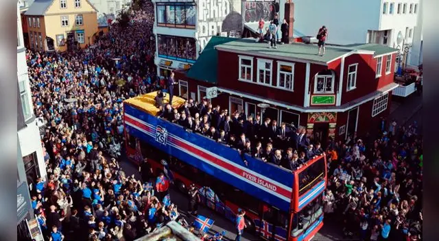 El plantel de Islandia fue recibido a lo grande a la vuelta de la Eurocopa 2016.