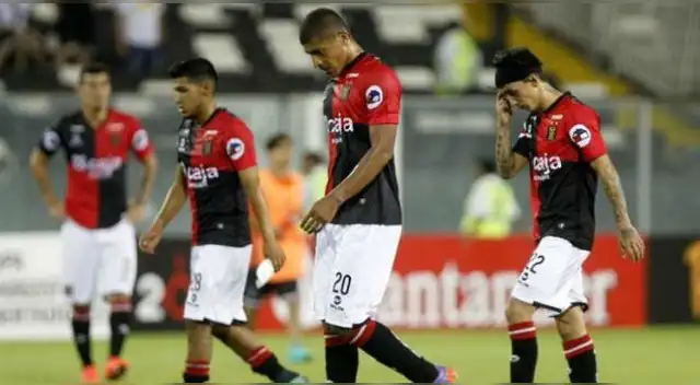 Melgar tropezó en Arequipa: cayó 2-1 ante Sport Huancayo. Melgar tropezó en Arequipa: cayó 2-1 ante Sport Huancayo.
