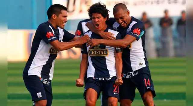 Óscar Vílchez grita su gol a Sporting Cristal en el Alberto Gallardo. Óscar Vílchez grita su gol a Sporting Cristal en el Alberto Gallardo.