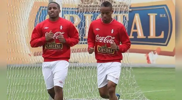 Selección Peruana: Farfán y Carrillo figuran en la nómina de Gareca para enfrentar a Bolivia. Selección Peruana: Farfán y Carrillo figuran en la nómina de Gareca para enfrentar a Bolivia.