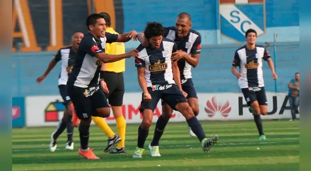 Alianza Lima empató 1-1 ante Ayacucho FC y se aleja de la pelea por Torneo Clausura Alianza Lima empató 1-1 ante Ayacucho FC y se aleja de la pelea por Torneo Clausura