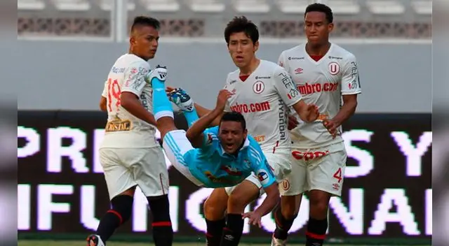 Ángel Romero y Adán Balbín hacen sentir el rigor de su marca a Alfredo Ramúa.