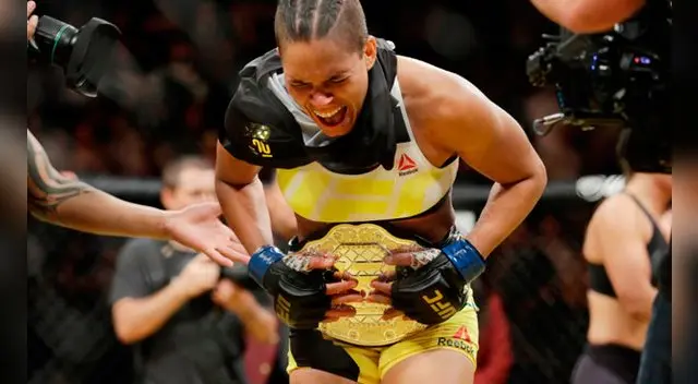 Amanda Nunes es la nueva campeona de peso gallo tras derrotar a Miesha Tate Amanda Nunes es la nueva campeona de peso gallo tras derrotar a Miesha Tate