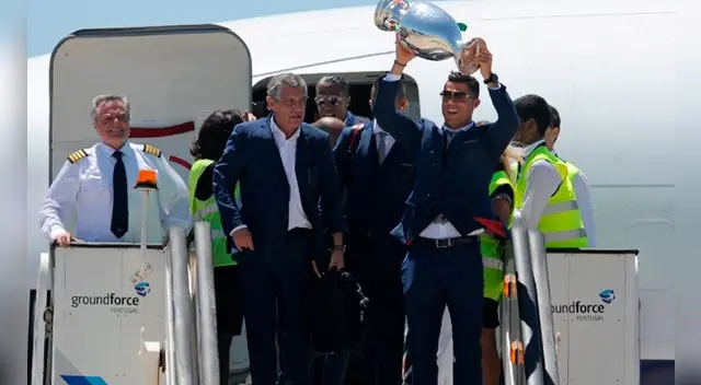 Cristiano Ronaldo y la selección de Portugal llegó a Lisboa y desató la algarabía entre los hinchas