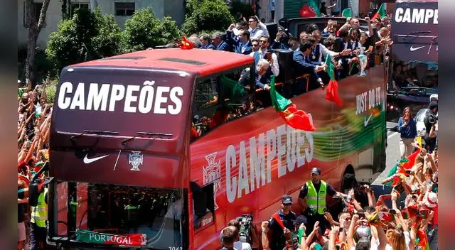 Cristiano Ronaldo y la selección de Portugal llegó a Lisboa y desató la algarabía entre los hinchas