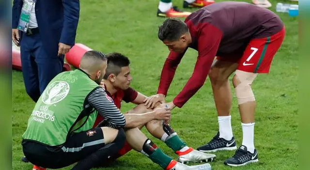 Cristiano Ronaldo cumplió su papel de capitán aún cuando ya no estaba en el campo de juego. 