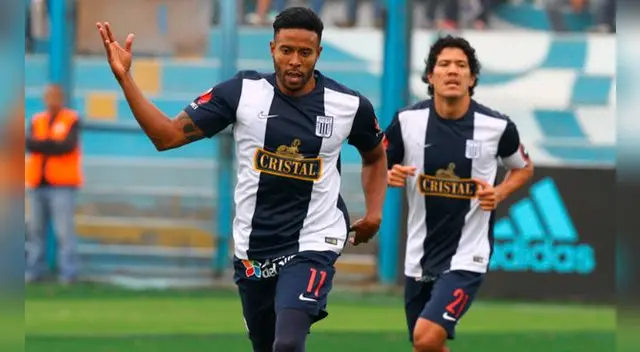 Lionard Pajoy celebra su gol a Sporting Cristal en el Alberto Gallardo. Lionard Pajoy celebra su gol a Sporting Cristal en el Alberto Gallardo.