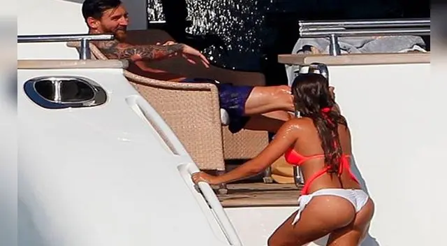 Lionel Messi: las nuevas y sensuales fotografías de Antonella Roccuzzo en Ibiza. Lionel Messi: las nuevas y sensuales fotografías de Antonella Roccuzzo en Ibiza.