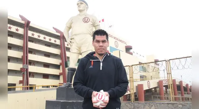 'Charapa' es el llamado a ser el sustituto de Ruidíaz