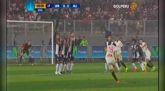 'Guasta' y el palo que le impidió marca un golazo 'Guasta' y el palo que le impidió marca un golazo