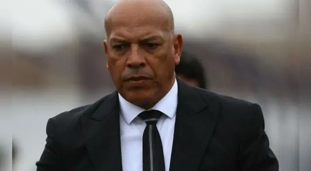 Alianza Lima: ¿Roberto Mosquera se va o se queda en tienda íntima? Alianza Lima: ¿Roberto Mosquera se va o se queda en tienda íntima?
