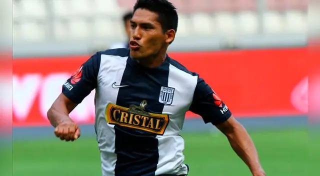 Andy Pando anotó doblete, pero no le alcanzó a íntimos que cayeron 3-2 ante bolivianos.