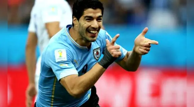 Luis Suárez: construyen estatua del 'Pistolero' en su pueblo natal.