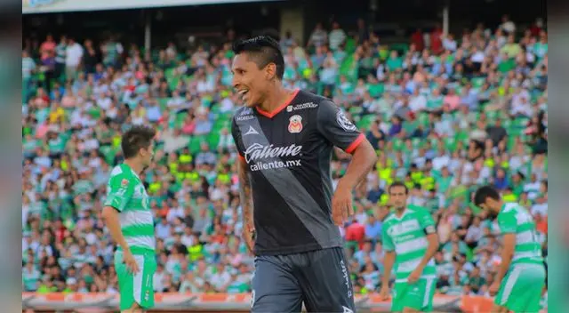 La 'Pulga' anotó un hat trick en la victoria de Monarcas Morelia (4-2) sobre el Santos por la Liga mexicana.