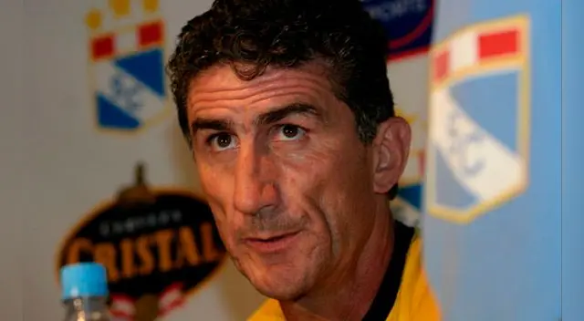 Edgardo Bauza se suma a la lista que encabeza su compatriota Jorge Sampaoli.