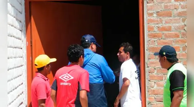 Junior Ponce y Ricardo Farro se agarraron a golpes luego de derrota ante La Bocana