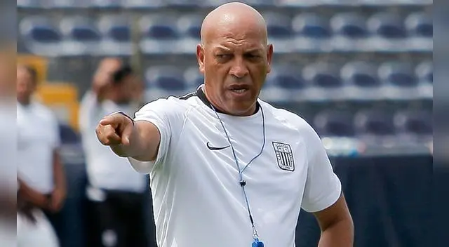 Alianza Lima: Mosquera quiere armar nuevamente aquel equipazo que bailó a Cristal. Alianza Lima: Mosquera quiere armar nuevamente aquel equipazo que bailó a Cristal.