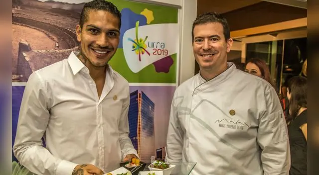 Paolo Guerrero promociona los Juegos Panamericanos de Lima 2019 en Brasil.