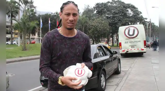 Universitario: Juan Pablo Pino respondió a sus críticos y prometió romperla con la crema.