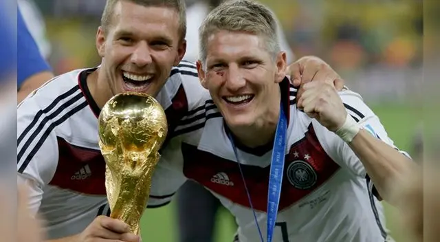 La dupla festejando el título en Brasil 2014. La dupla festejando el título en Brasil 2014.