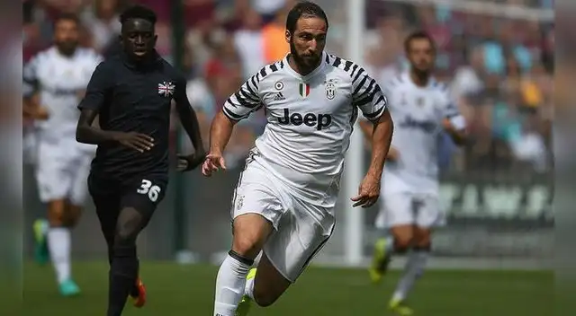 Gonzalo Higuaín: así fue el primer gol del "Pipita" con la Juventus | VIDEO. Gonzalo Higuaín: así fue el primer gol del "Pipita" con la Juventus | VIDEO.