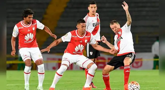 River Plate empató 0-0 ante Santa Fe en ida de Recopa Sudamericana River Plate empató 0-0 ante Santa Fe en ida de Recopa Sudamericana