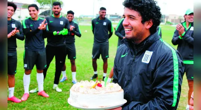 Alianza Lima: así celebró Reimond Manco su cumpleaños número 26.