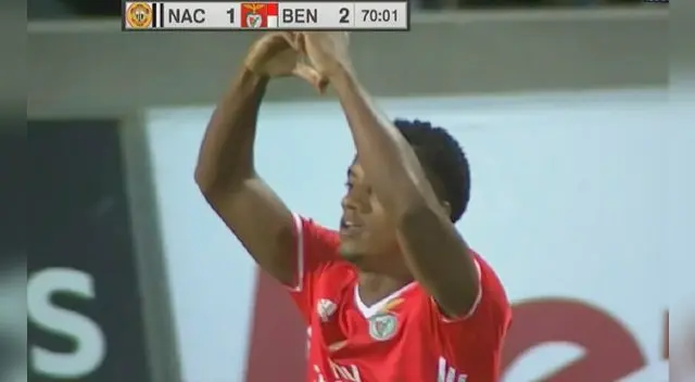 André Carrillo celebra su gol al Nacional de Madeira.