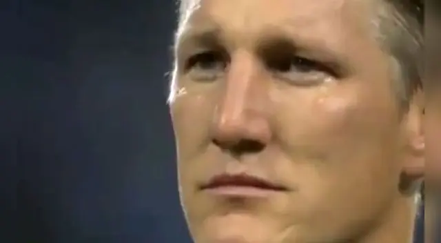 Selección alemana: Bastian Schweinsteiger y el conmovedor llanto en su despedida.