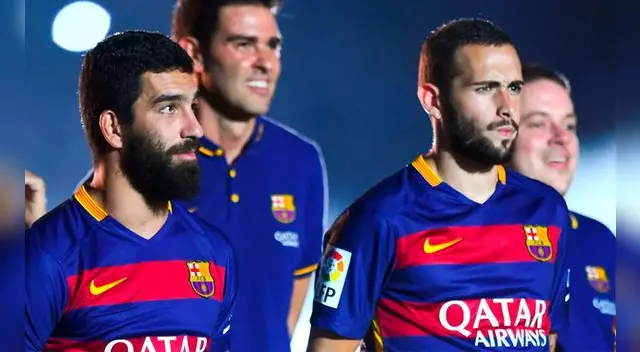 Aleix Vidal y Arda Turan en el Joan Gamper 2015. Aleix Vidal y Arda Turan en el Joan Gamper 2015.