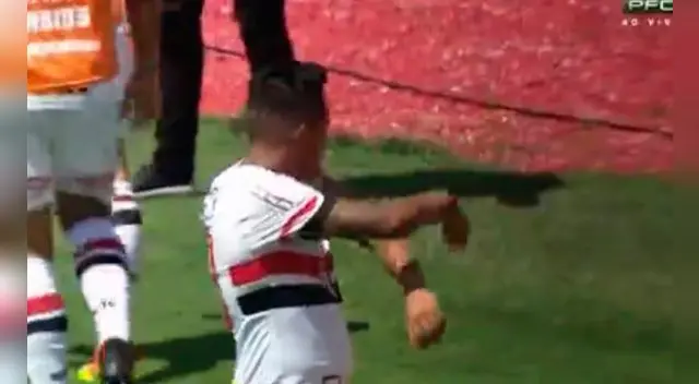 Christian Cueva y su maestría para anotar el 2-0 en Brasileirao