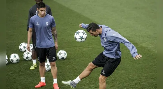 Real Madrid vs. Sporting: Cristiano Ronaldo también quiere anotar un hat-trick en la Champions League. Real Madrid vs. Sporting: Cristiano Ronaldo también quiere anotar un hat-trick en la Champions League.