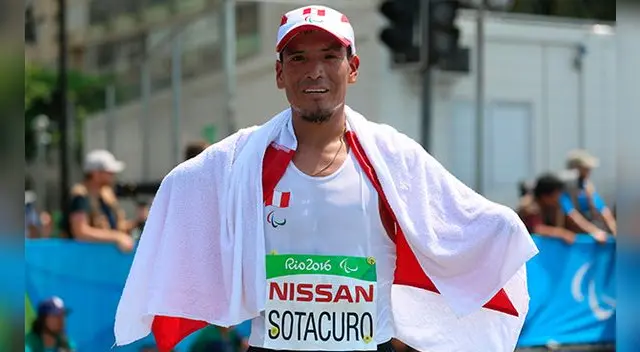 Efraín Sotacuro posa tras lograr el cuarto puesto en la maratón de Río 2016. Efraín Sotacuro posa tras lograr el cuarto puesto en la maratón de Río 2016.