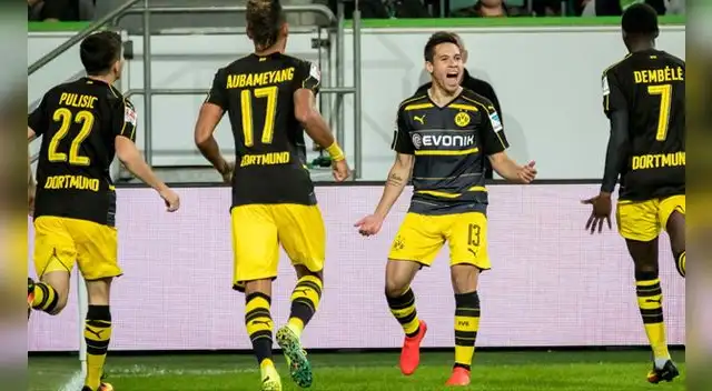 Borussia Dortmund se juega todo ante el equipo del Wolfsburgo, donde milita Carlos Ascues, en el Volkswagen Arena. Gol de Raphael Guerreiro. Borussia Dortmund se juega todo ante el equipo del Wolfsburgo, donde milita Carlos Ascues, en el Volkswagen Arena. Gol de Raphael Guerreiro.