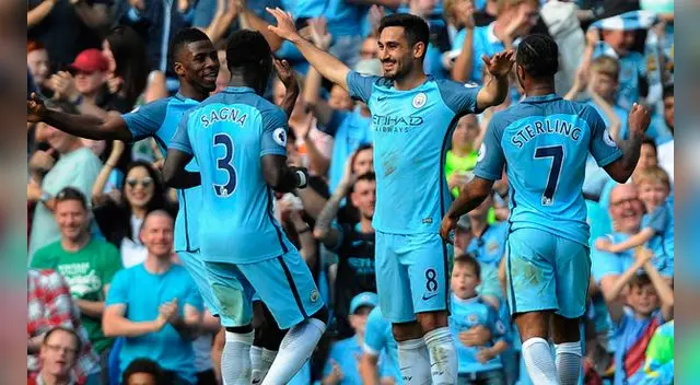 Manchester City y Swansea juegan en la tercera ronda de la Capital One Cup. Juegan este miércoles a la 1:45 p. m. (hora peruana), desde el Etihad Stadium. Lo puedes ver por DirecTV Sports.