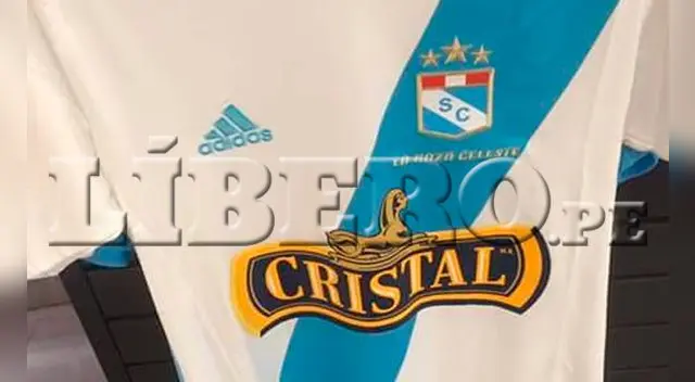 La nueva camiseta de Sporting Cristal para la temporada 2016. La nueva camiseta de Sporting Cristal para la temporada 2016.