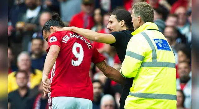 Zlatan Ibrahimovic conoció a su doble en el partido ante el Leicester City. 