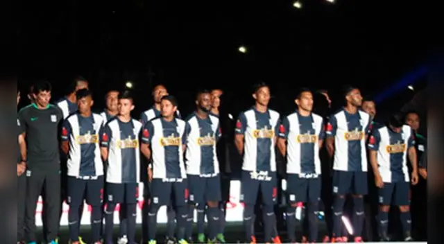 Hasta ocho jugadores dejarán Alianza Lima por bajo rendimiento. Hasta ocho jugadores dejarán Alianza Lima por bajo rendimiento.