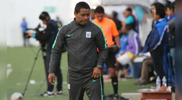 Alianza Lima: ¿Qué debe hacer Juan Jayo para revertir crisis? Alianza Lima: ¿Qué debe hacer Juan Jayo para revertir crisis?
