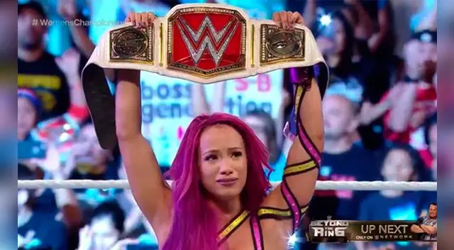 Sasha Banks venció a Charlotte en Raw. Sasha Banks venció a Charlotte en Raw.