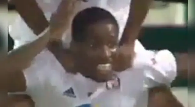 Jefferson Farfán anotó luego de algunas semanas con su equipo Al Jazira, que juega en la Liga del Golfo.